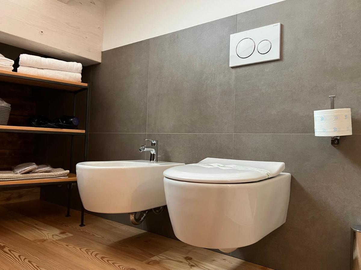 Camelot Luxury Horses Apartment *